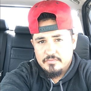 Meet your Posher, Luis